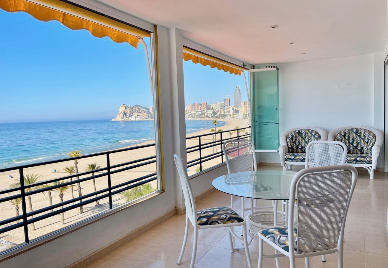 Appartement à Benidorm - SEAFRONT DALÍ APARTMENT R075