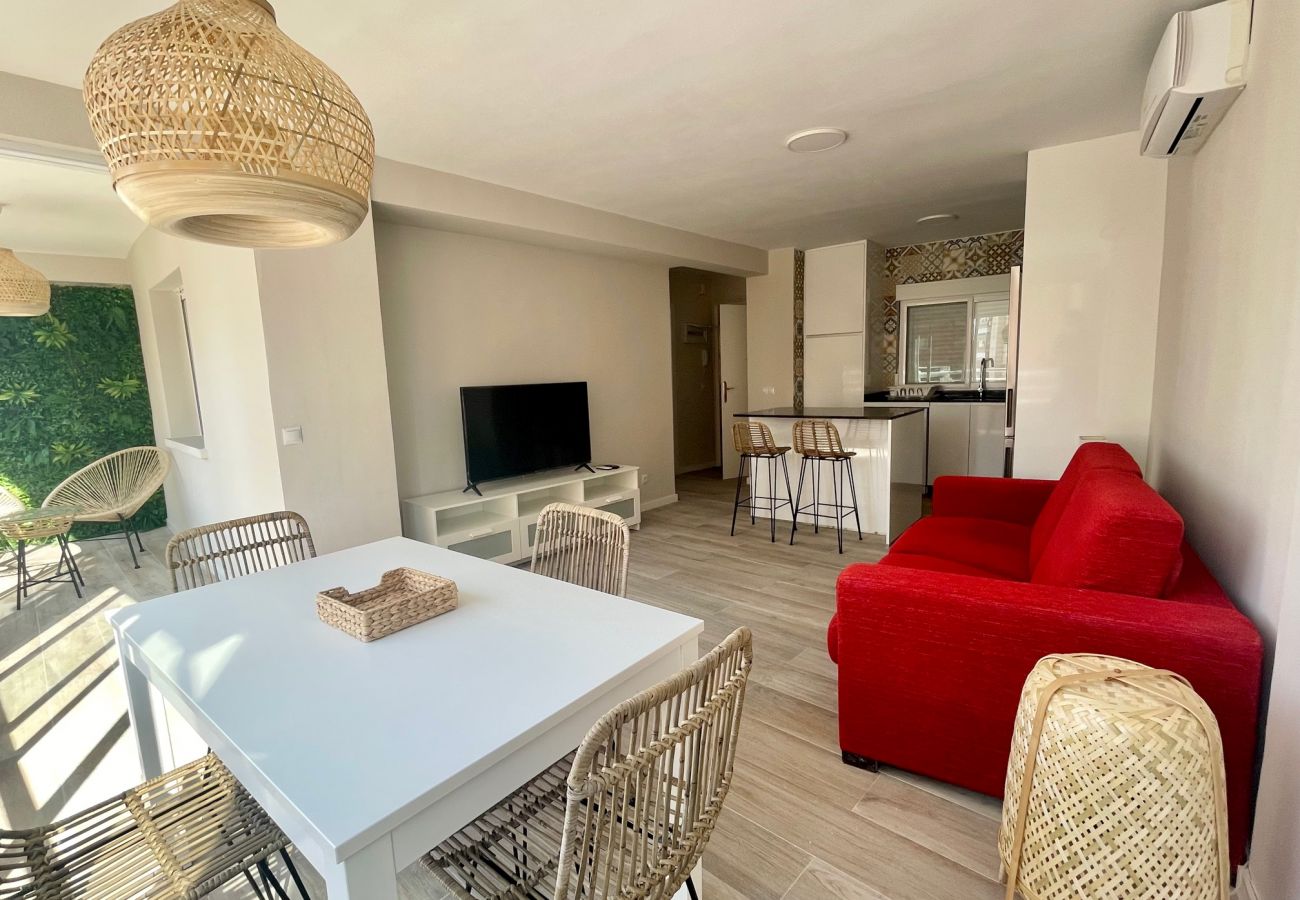 Appartement à Benidorm - Mediterranean Charm Apartment R089