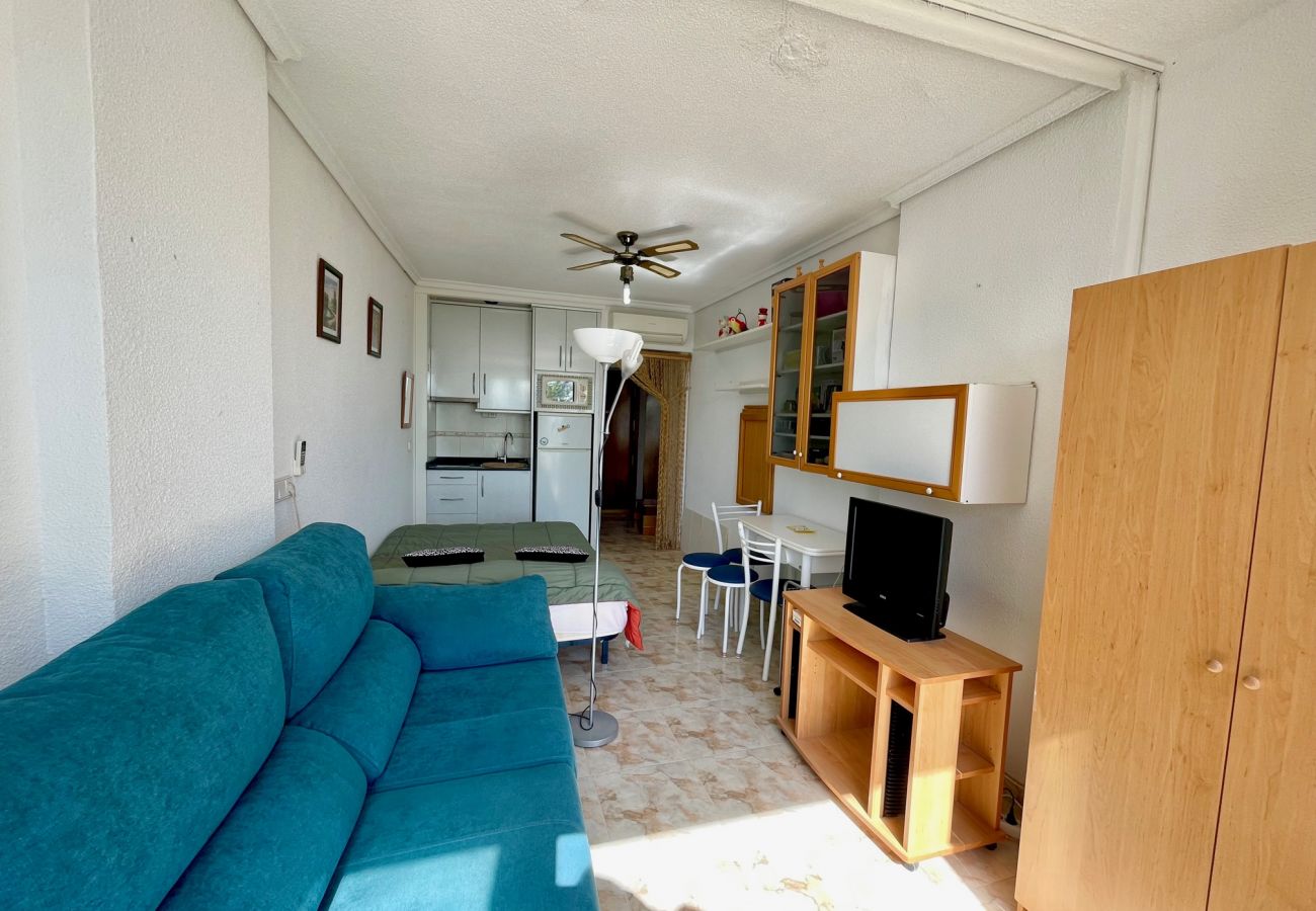 Studio à Benidorm - ESTUDIO PONIENTE SEAFRONT R094