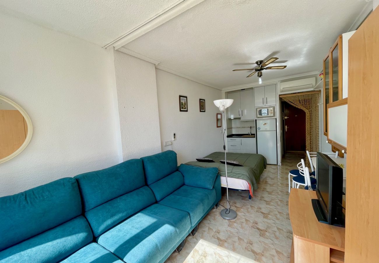 Studio à Benidorm - ESTUDIO PONIENTE SEAFRONT R094
