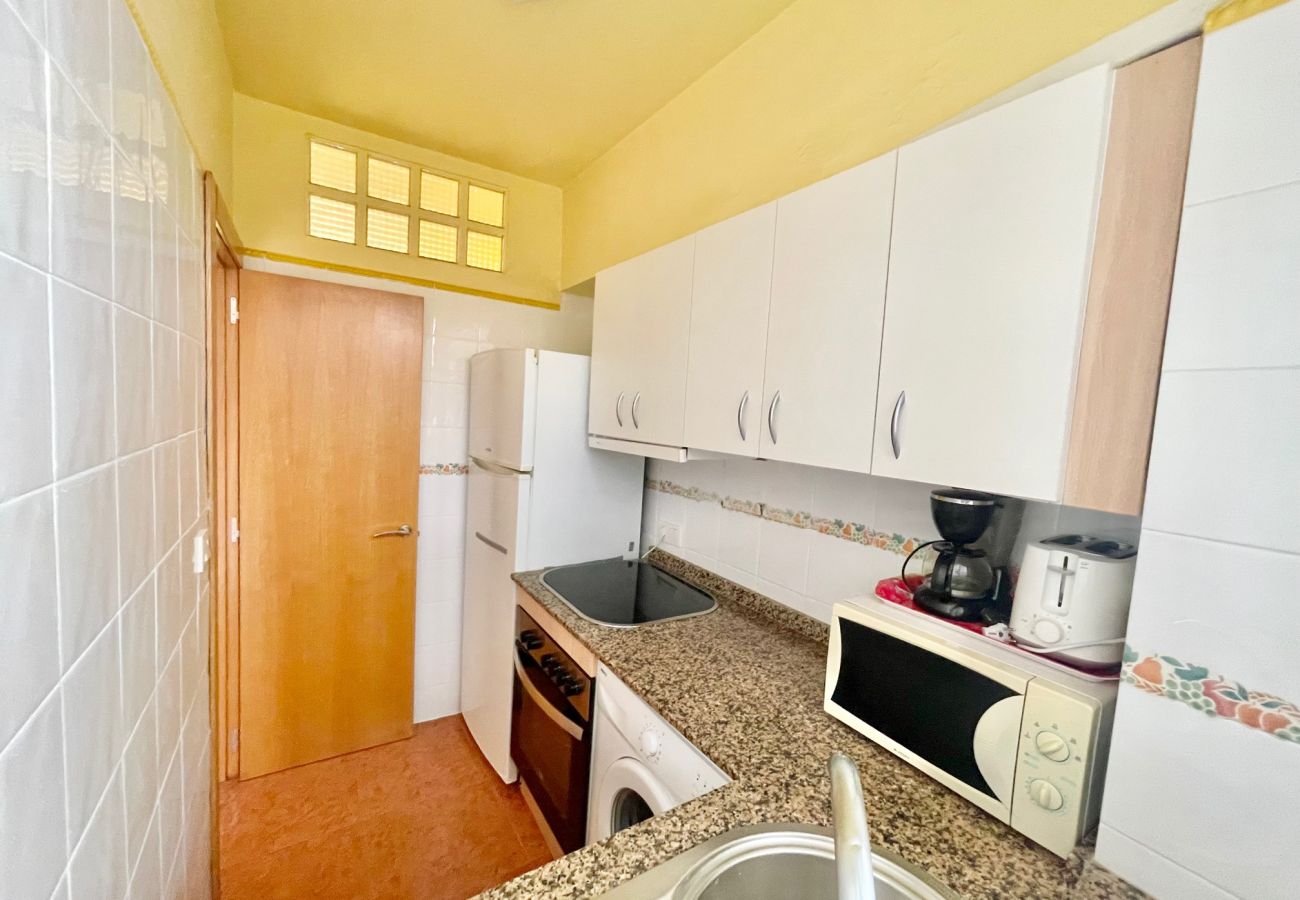Appartement à Benidorm - ASTORIA LEVANTE BEACH R096