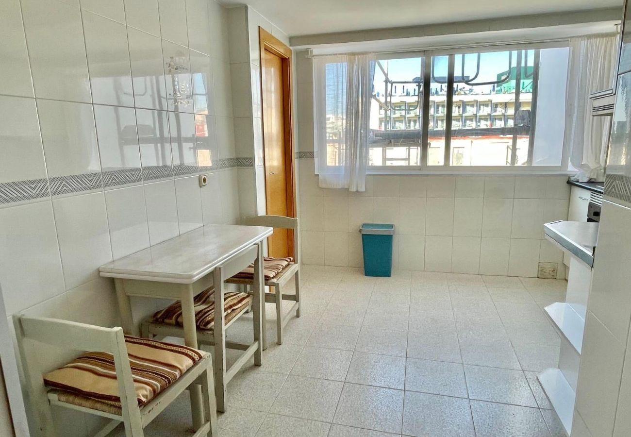 Appartement à Benidorm - SEAFRONT OLD TOWN R104