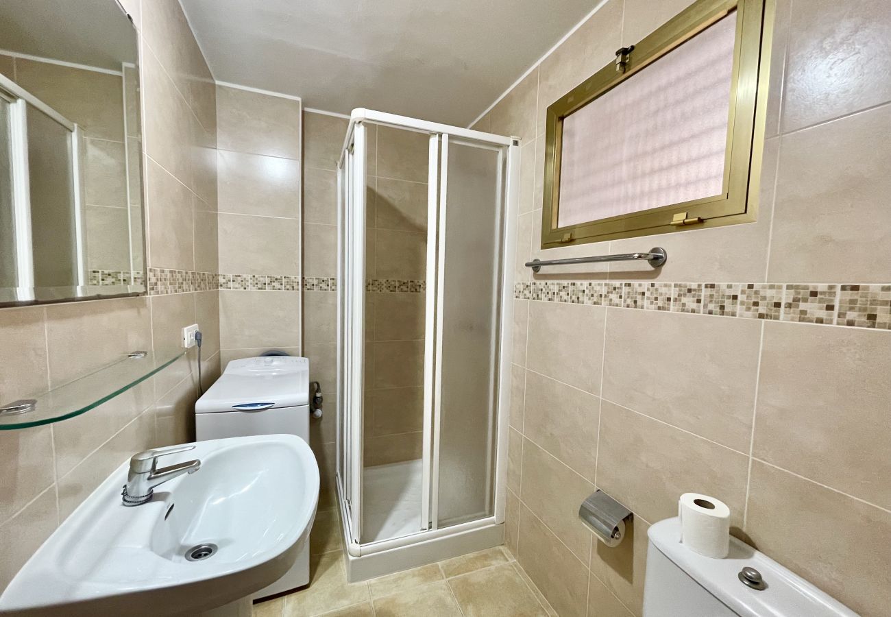 Appartement à Benidorm - ACUARIUM II SUN APARTMENT R105