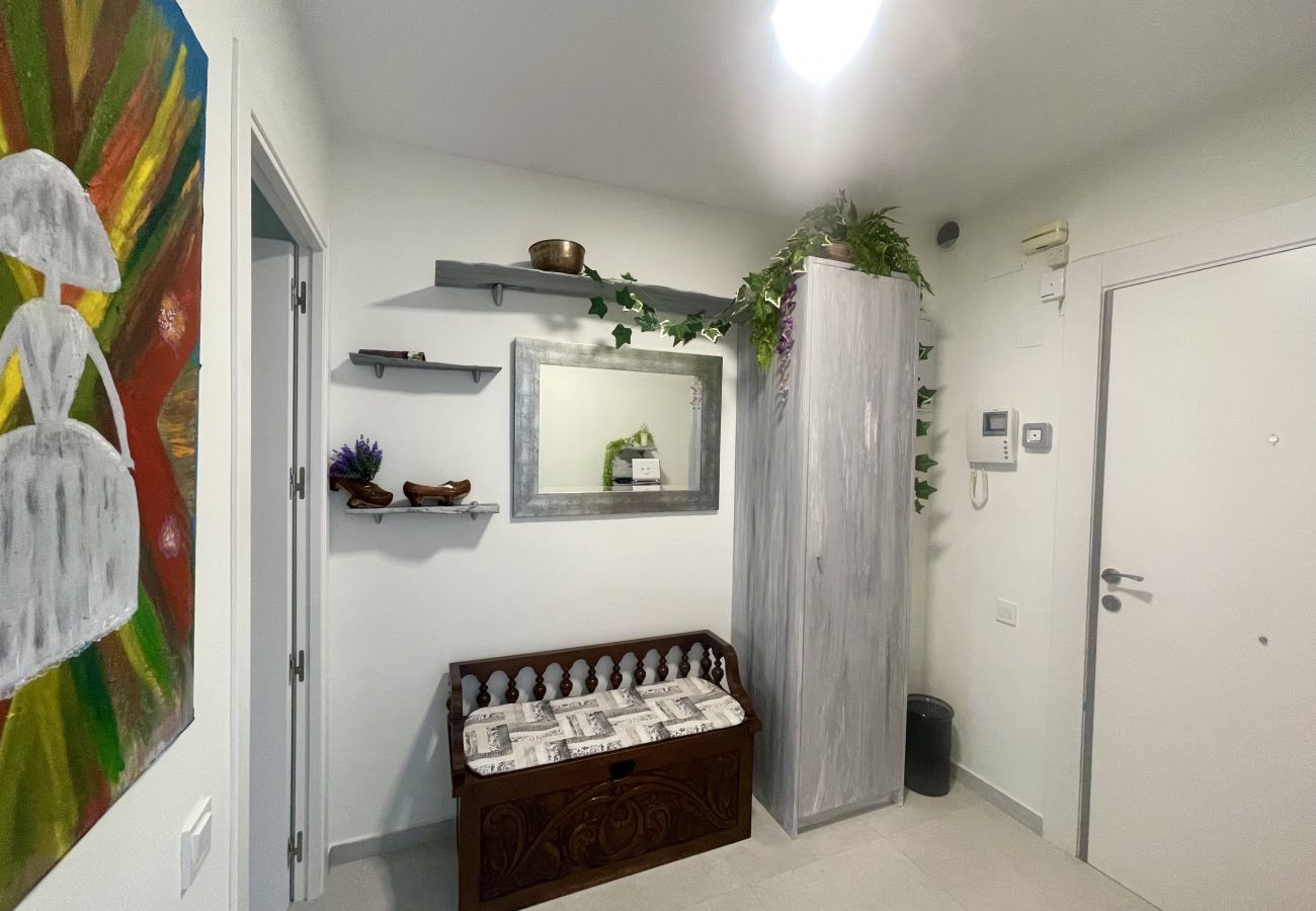Appartement à Benidorm - BEAUTIFUL SEAFRONT APARTMENT R122