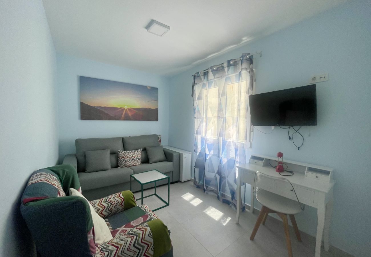 Appartement à Benidorm - BEAUTIFUL SEAFRONT APARTMENT R122