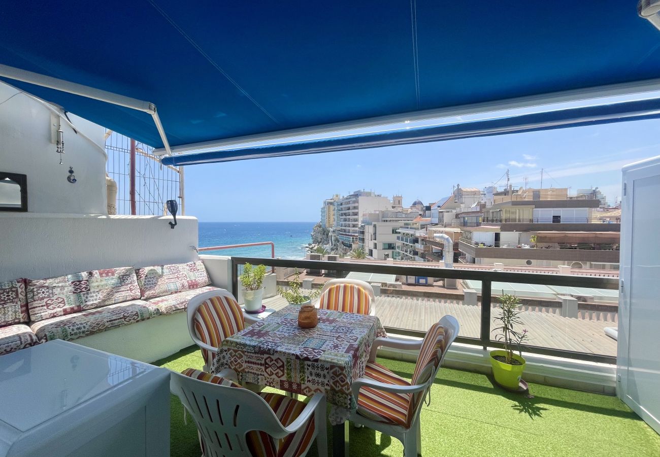 Appartement à Benidorm - BEAUTIFUL SEAFRONT APARTMENT R122