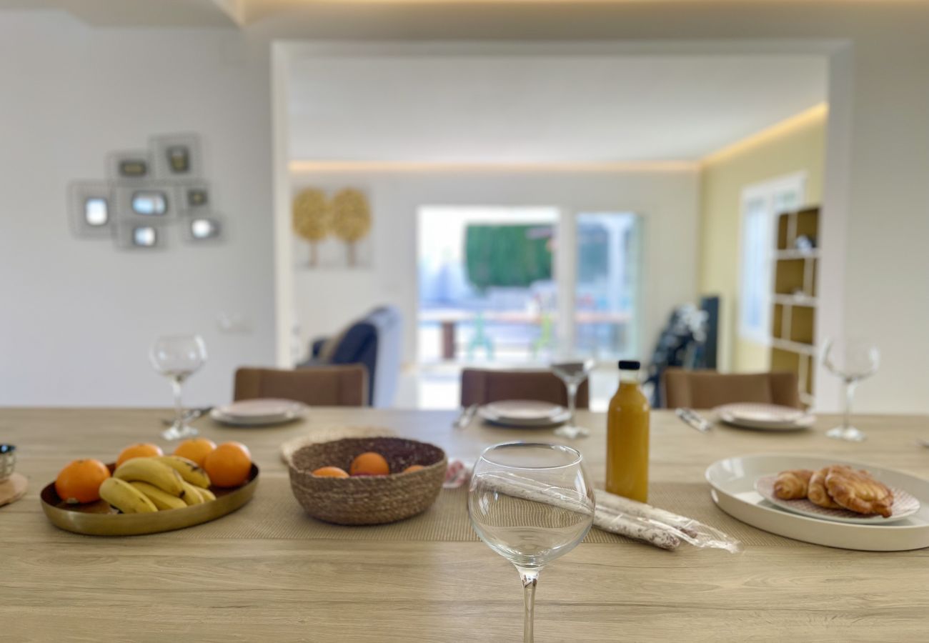 Villa à Alfaz del Pí - ALBIR & RELAX HOLIDAY VILLA R147