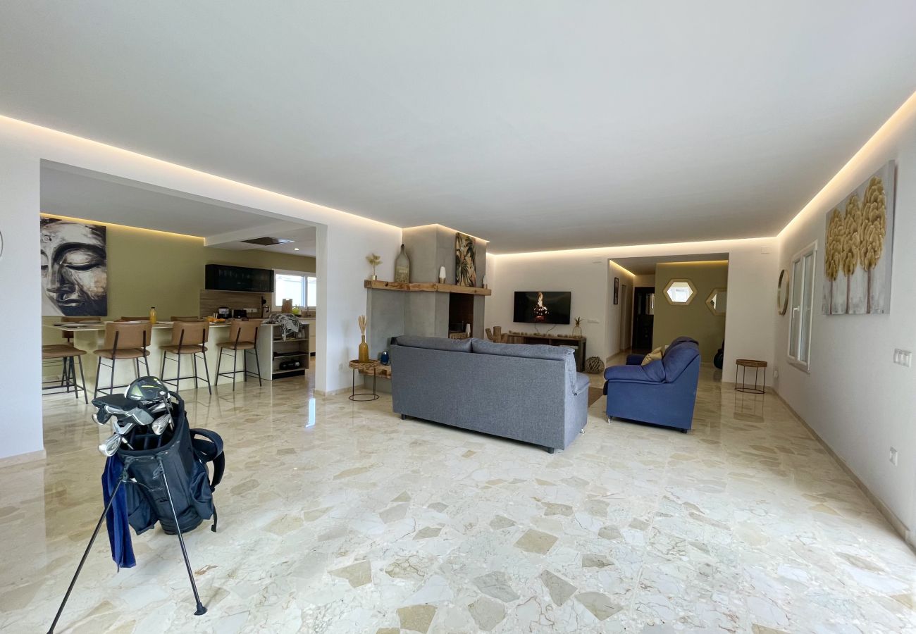 Villa à Alfaz del Pí - ALBIR & RELAX HOLIDAY VILLA R147