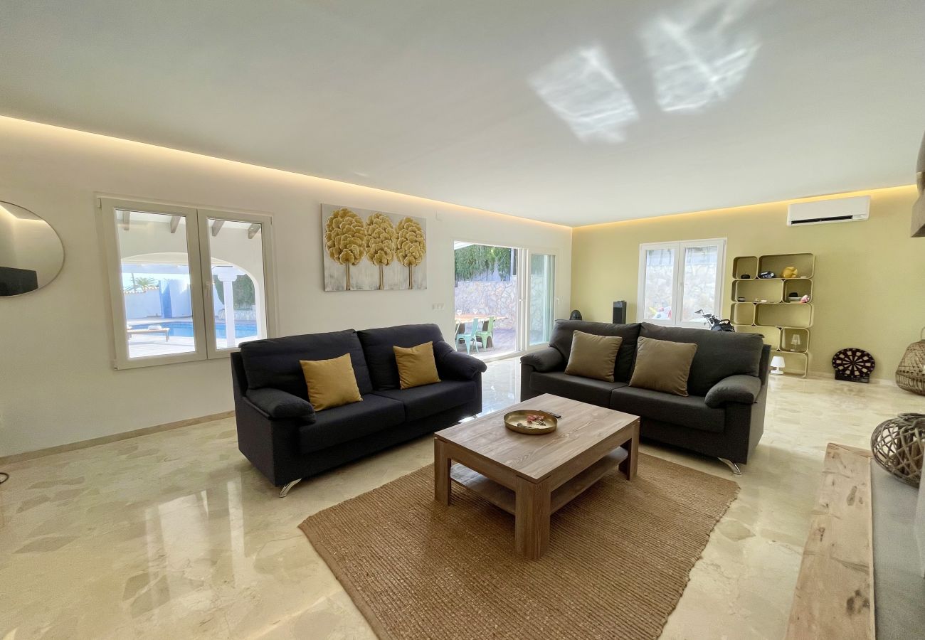 Villa à Alfaz del Pí - ALBIR & RELAX HOLIDAY VILLA R147