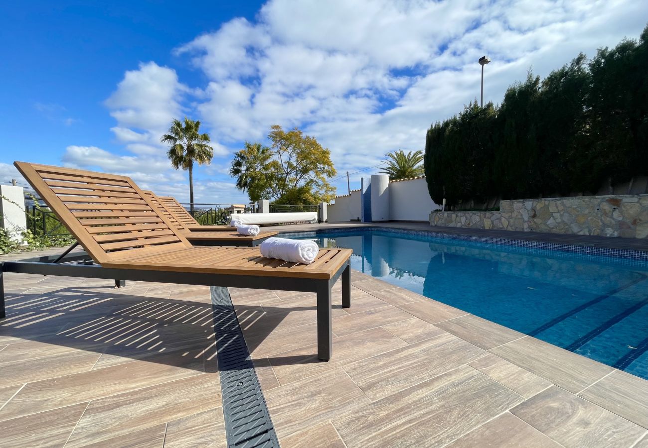 Villa à Alfaz del Pí - ALBIR & RELAX HOLIDAY VILLA R147