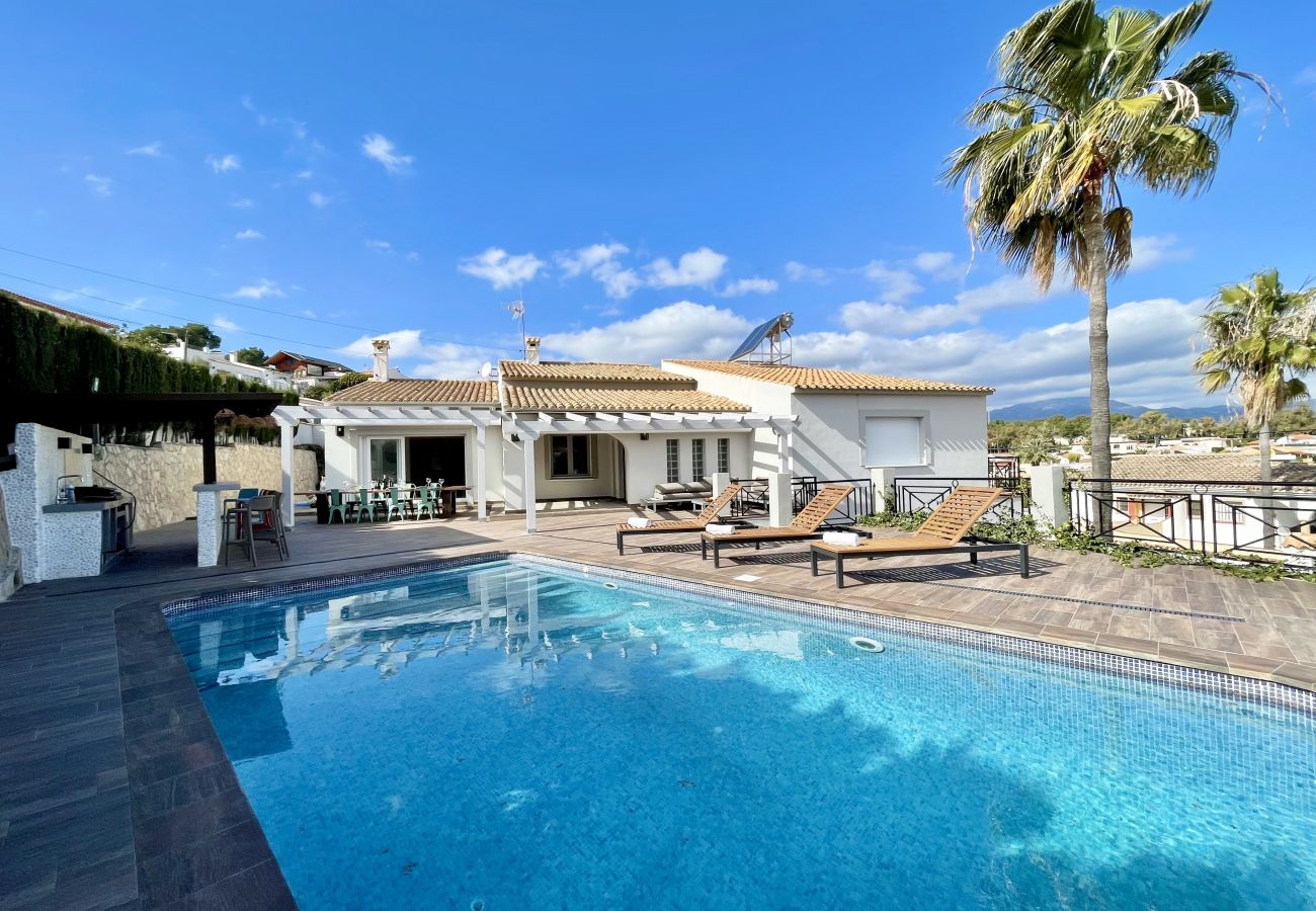 Villa à Alfaz del Pí - ALBIR & RELAX HOLIDAY VILLA R147