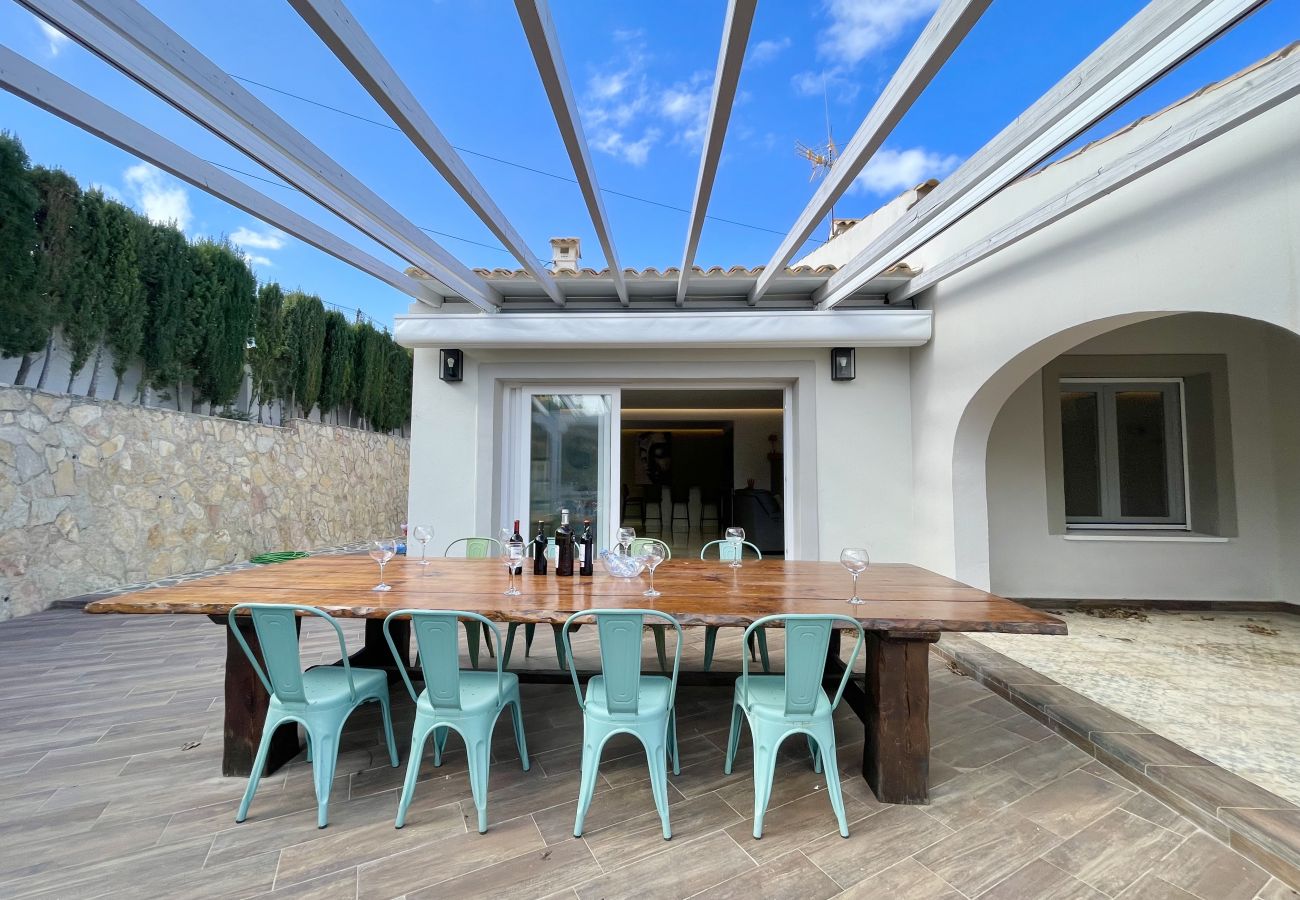 Villa à Alfaz del Pí - ALBIR & RELAX HOLIDAY VILLA R147