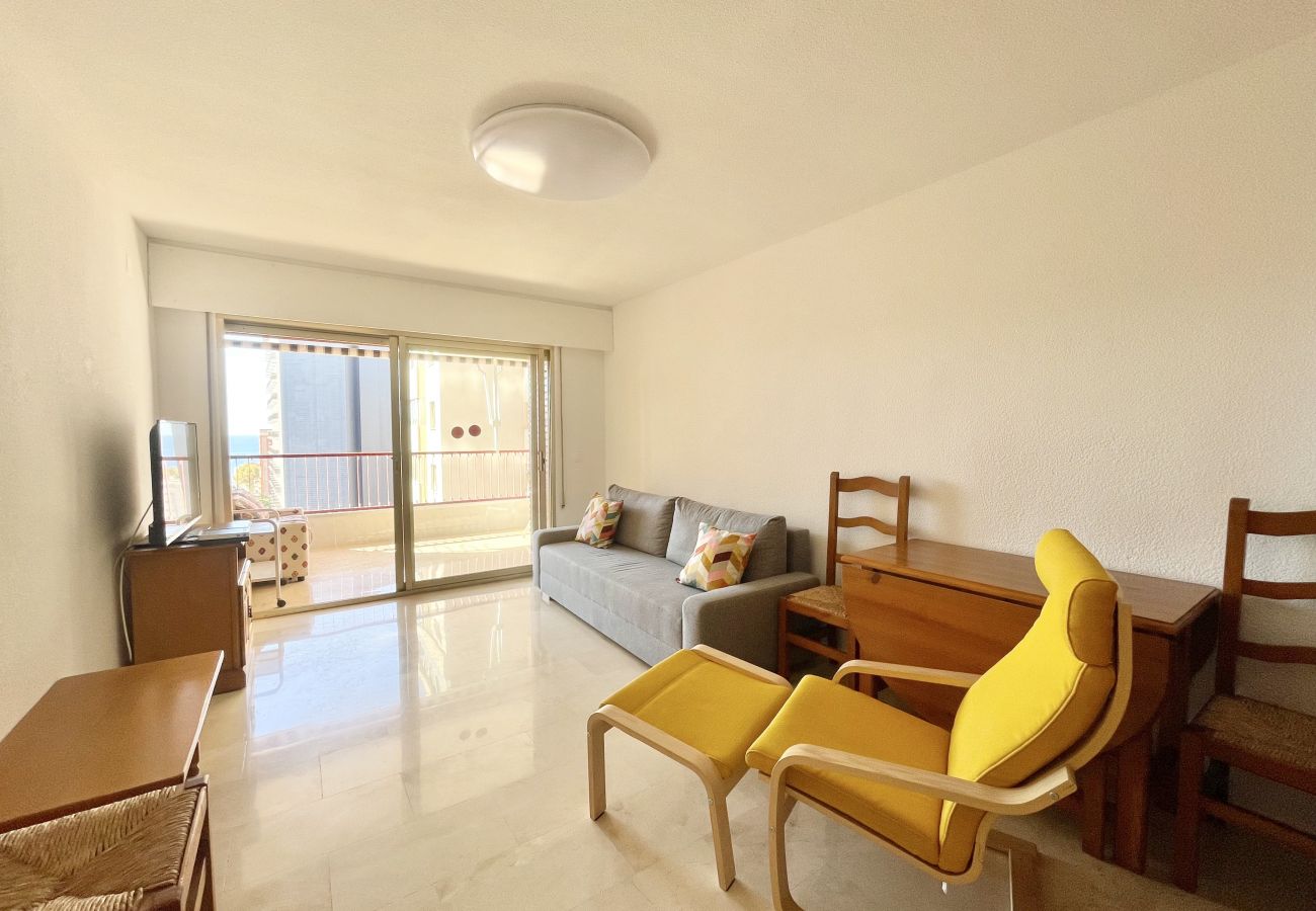 Appartement à Benidorm - PRINCIPADO WIFI, AIRCO, POOL AND GARDEN N031