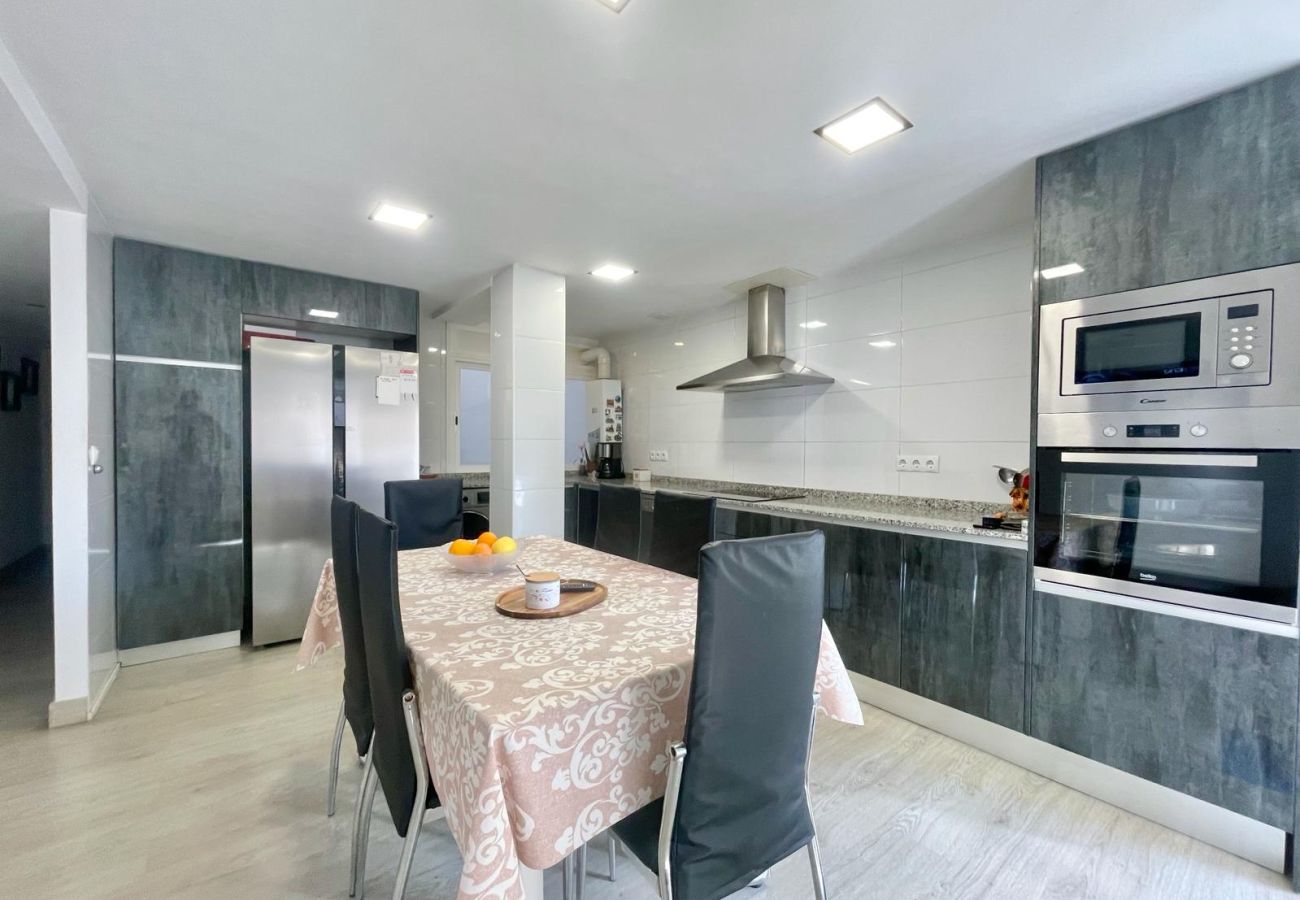 Appartement à Benidorm - BEAUTIFUL CENTER APARTMENT N142