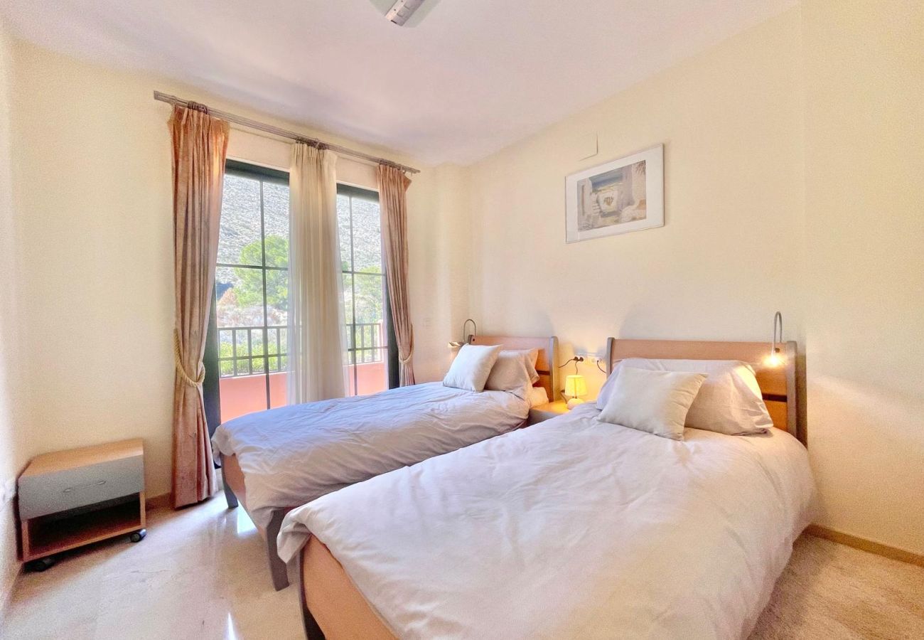 Appartement à Finestrat - SIERRA CORTINA RESIDENTIAL APARTMENT (N074)