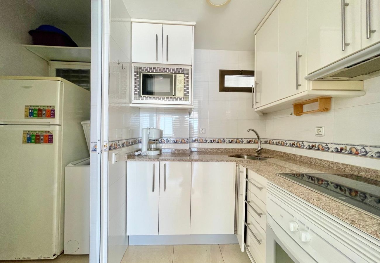 Appartement à Benidorm - GEMELOS 1 BENIDORM SEAFRONT LEVANTE (A065)