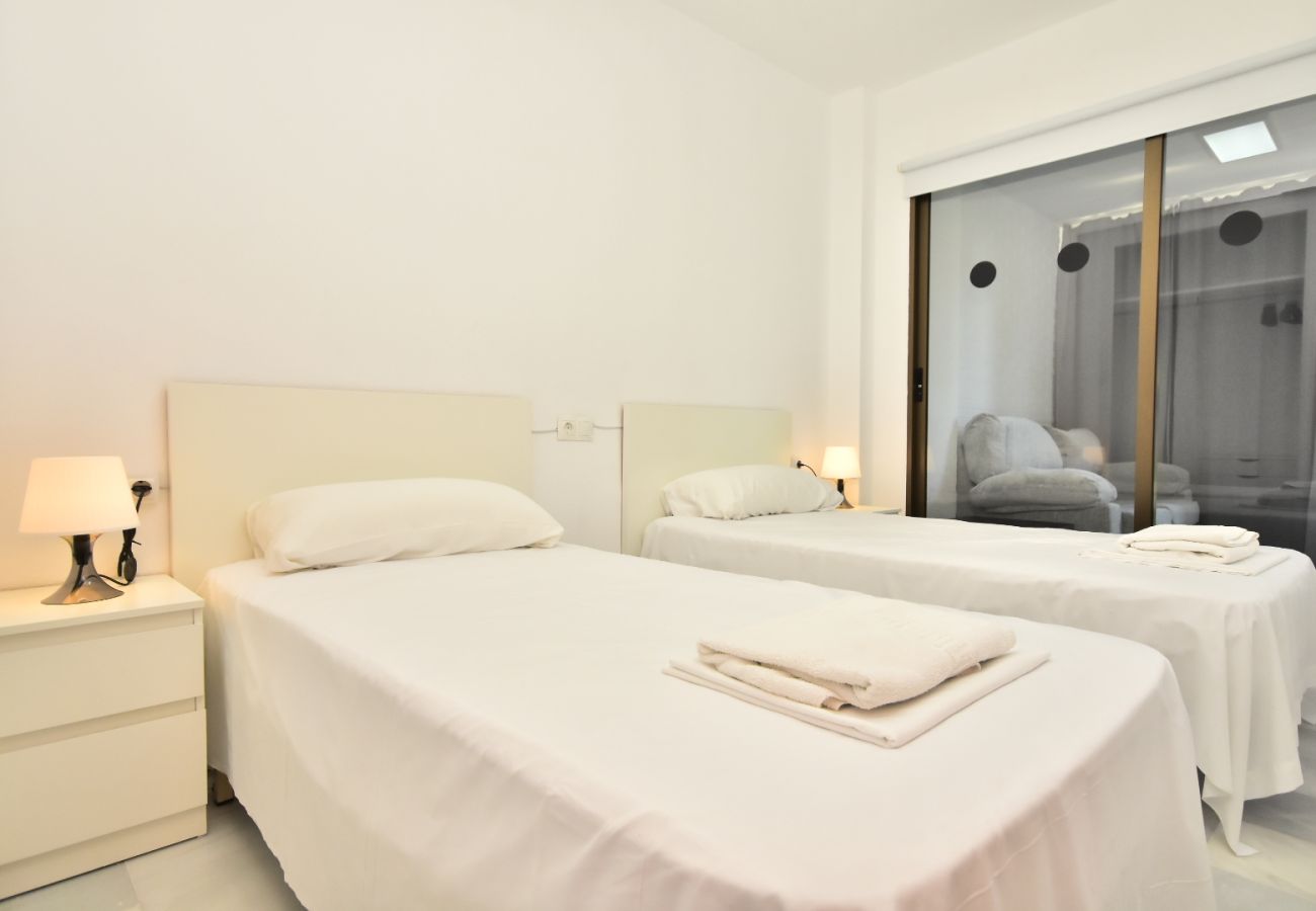 Appartement à Benidorm - MODERN AND STYLISH APARTMENT BENIDORM BEACH (A023)