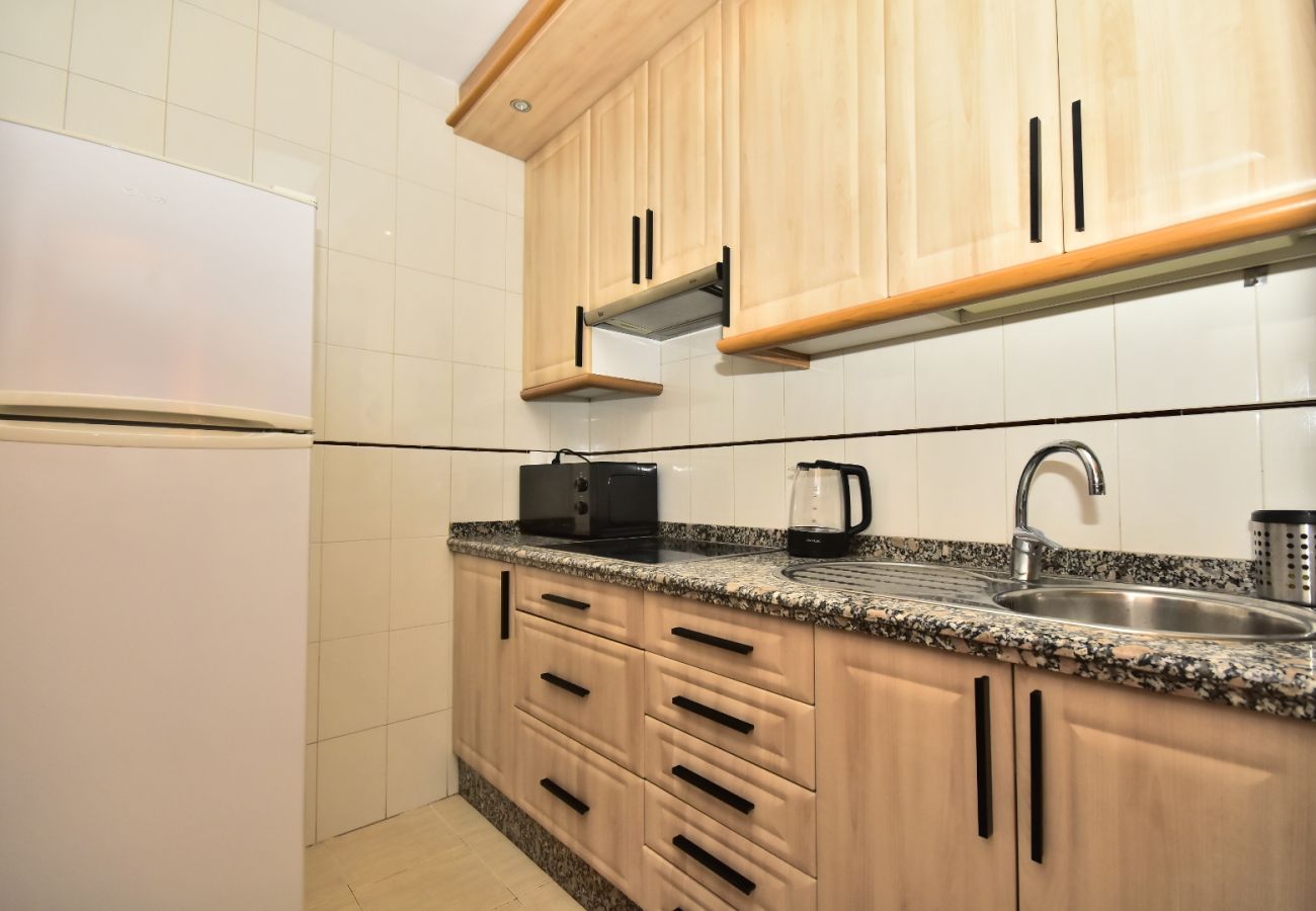 Appartement à Benidorm - MODERN AND STYLISH APARTMENT BENIDORM BEACH (A023)