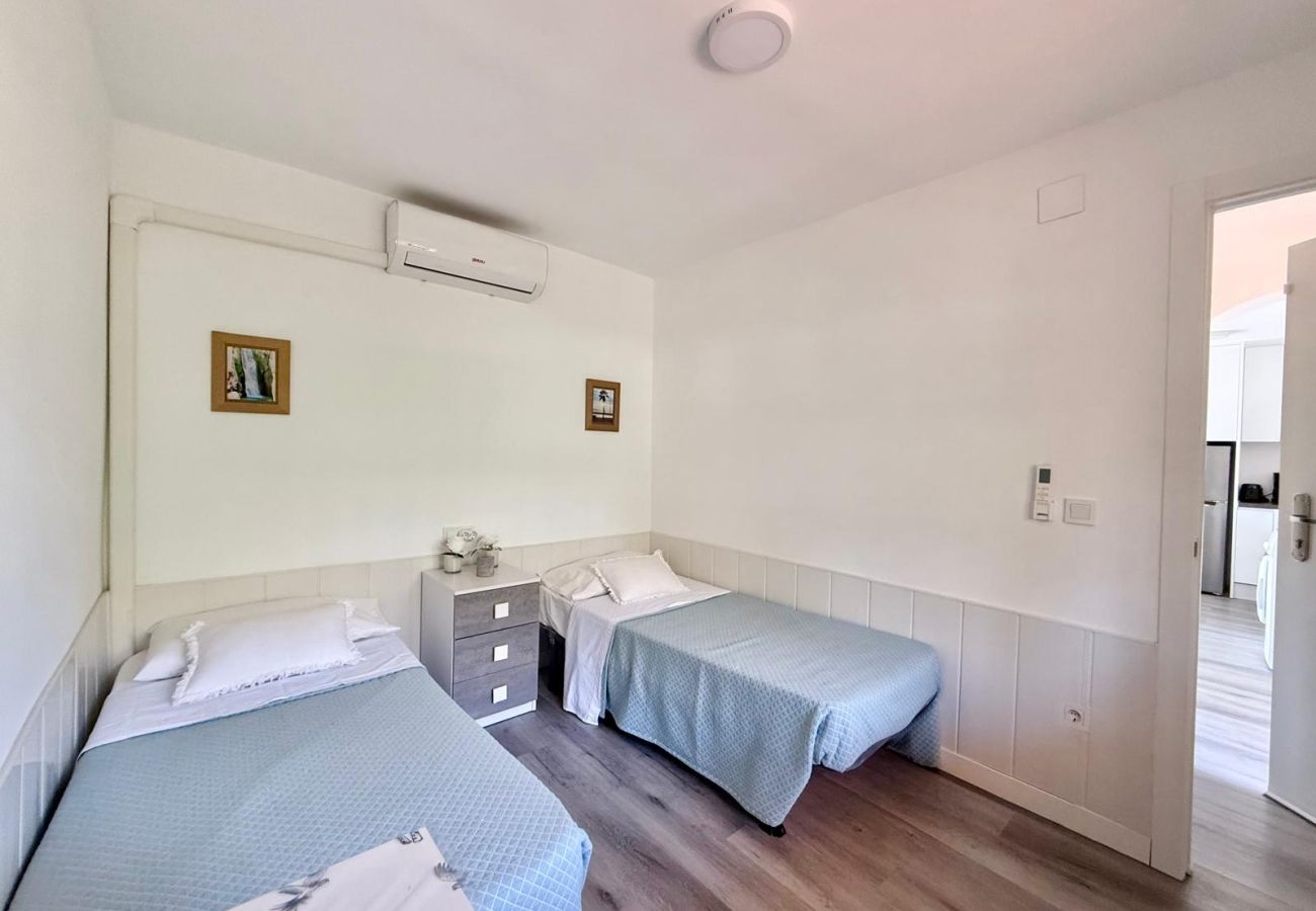 Appartement à Benidorm - Cozy Apartment La Siesta de Léane A097