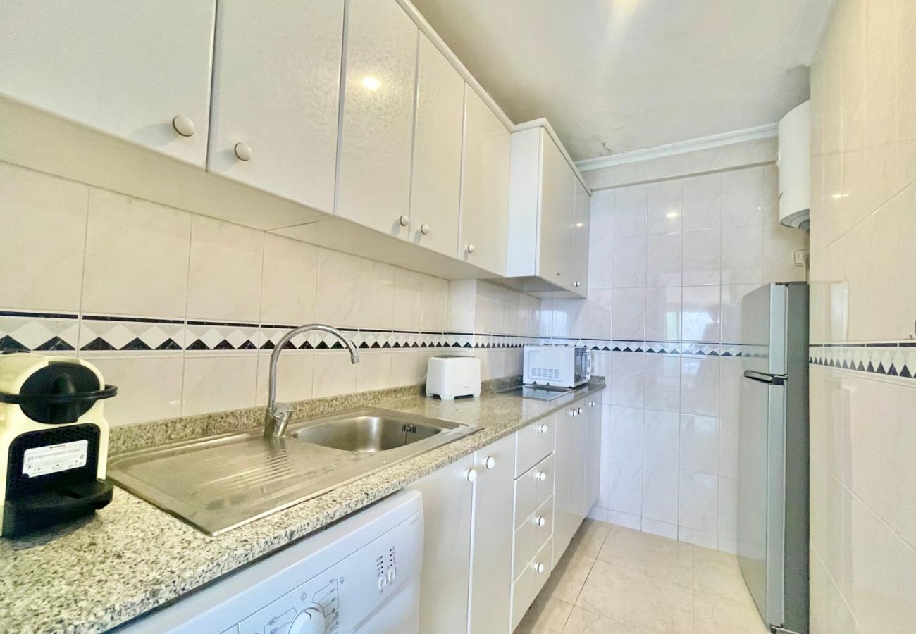 Studio à Benidorm - TORRE COBLANCA STUDIO A158 A159