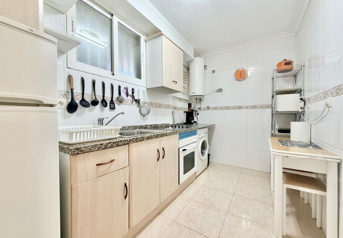 Appartement à Benidorm - PLAYA AZUL LEVANTE BEACH R188