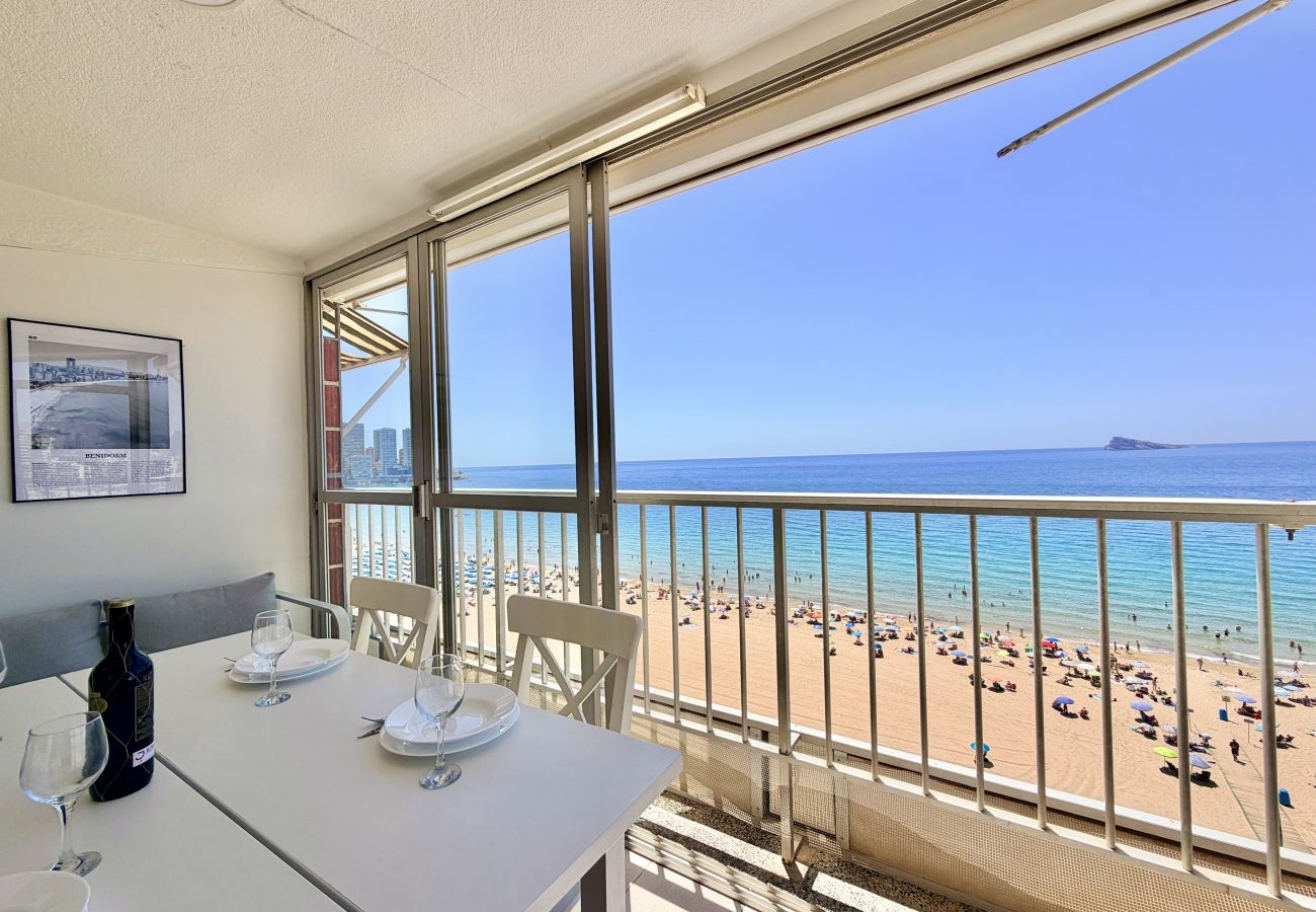 Appartement à Benidorm - SEAFRONT BEACH STUNNING VIEWS APARTMETNT (R194)