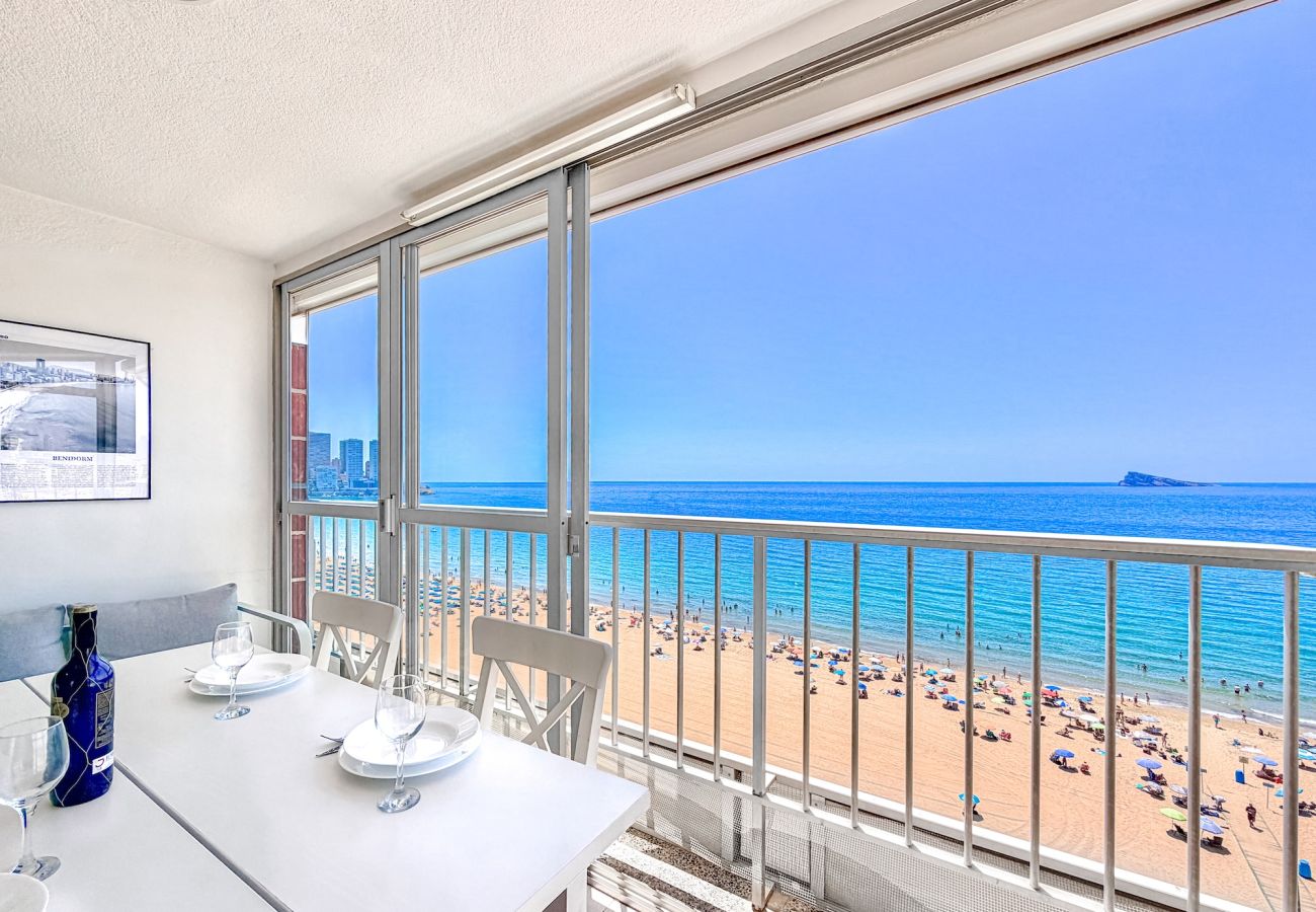 Appartement à Benidorm - SEAFRONT BEACH STUNNING VIEWS APARTMETNT (R194)