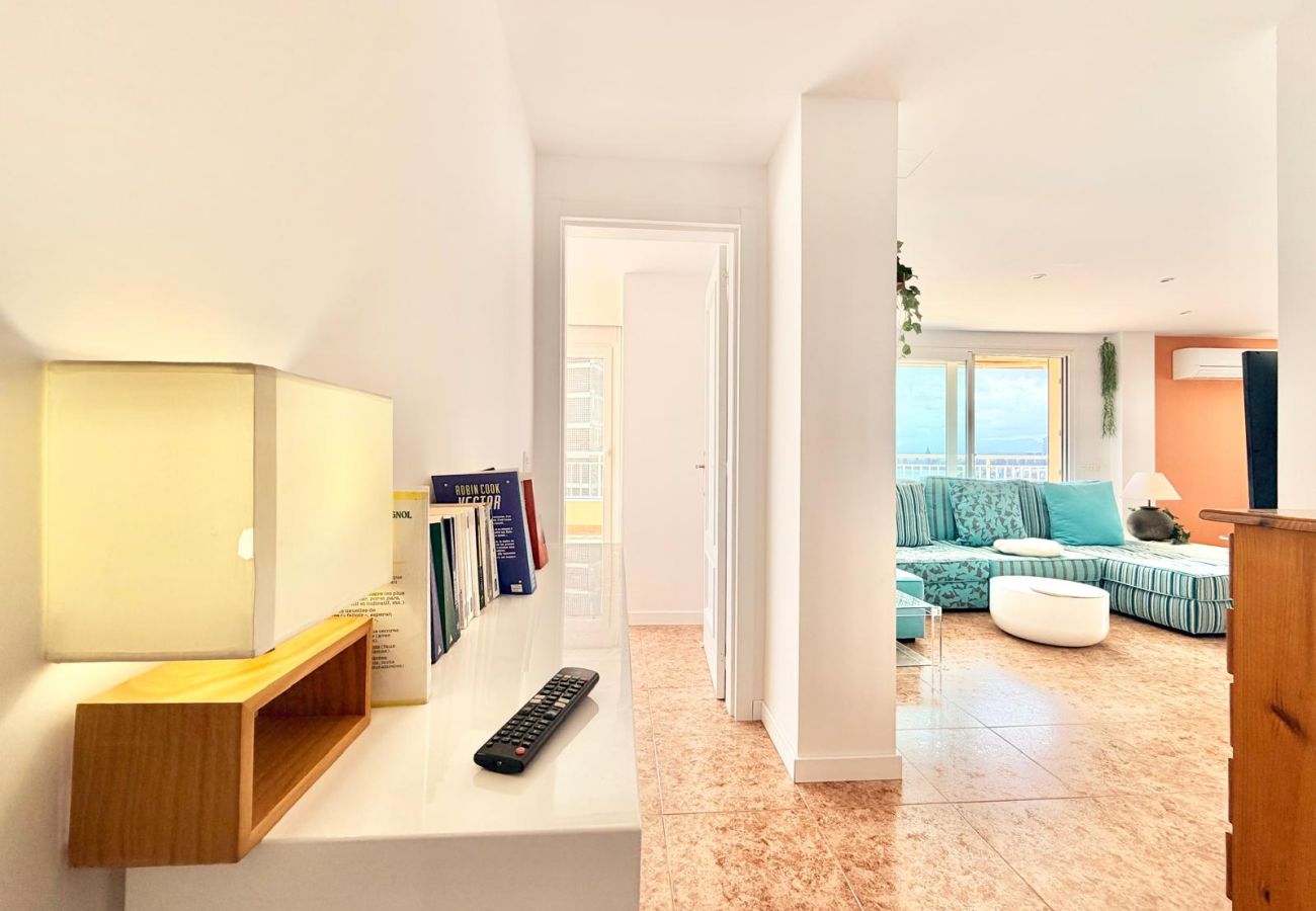 Appartement à Benidorm - PENTHOUSE STUNNING VIEWS LEVANTE BEACH (A017)