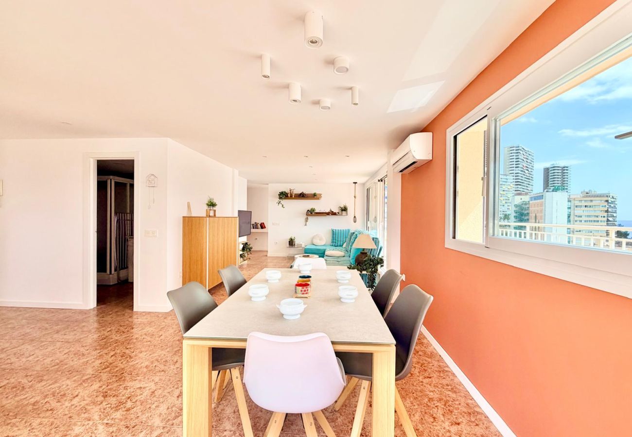 Appartement à Benidorm - PENTHOUSE STUNNING VIEWS LEVANTE BEACH (A017)