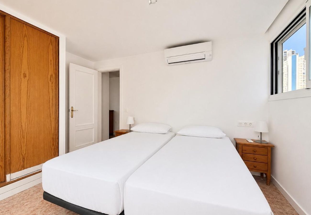 Appartement à Benidorm - PENTHOUSE STUNNING VIEWS LEVANTE BEACH (A017)