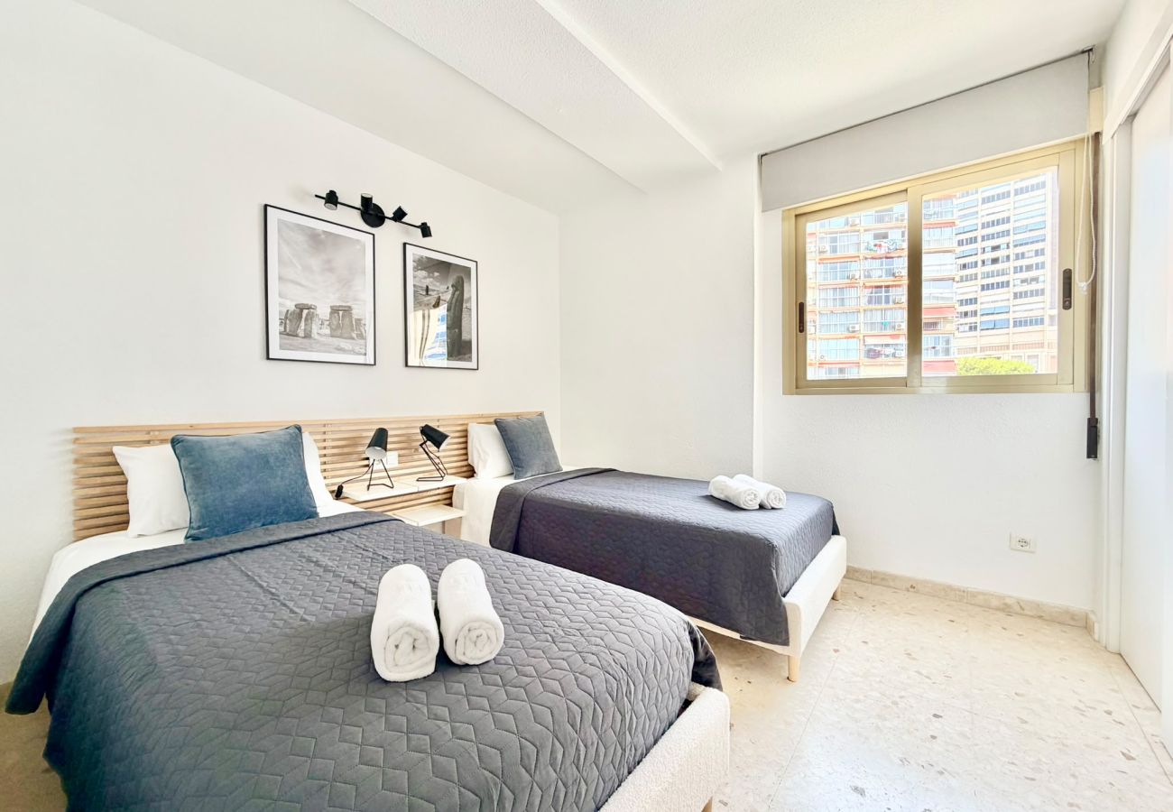 Appartement à Benidorm - DON MIGUEL SEAFRONT LEVANTE BEACH (A005)