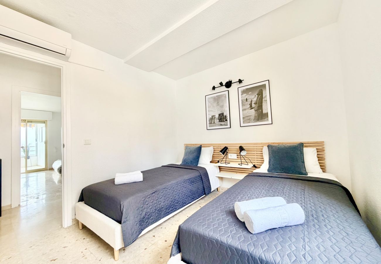 Appartement à Benidorm - DON MIGUEL SEAFRONT LEVANTE BEACH (A005)