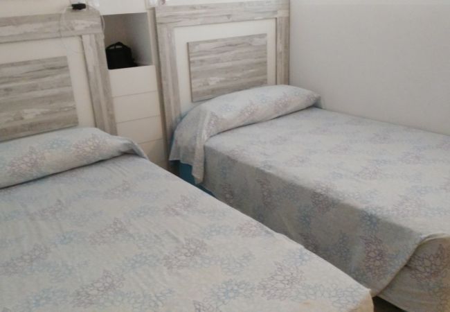 Appartement à Benidorm - R350 COBLANCA 24 Appartement à Benidorm - R350 COBLANCA 24