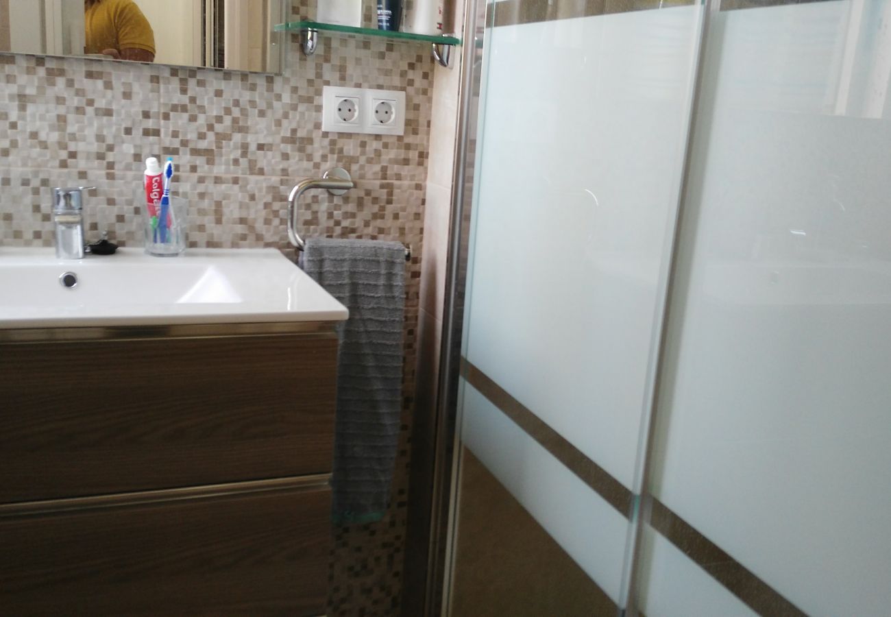 Appartement à Benidorm - R350 COBLANCA 24 Appartement à Benidorm - R350 COBLANCA 24