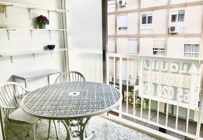 Appartement à Benidorm - R514 GREAT APARTMENT IN OLD TOWN Appartement à Benidorm - R514 GREAT APARTMENT IN OLD TOWN