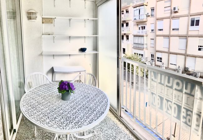 Appartement à Benidorm - R514 GREAT APARTMENT IN OLD TOWN Appartement à Benidorm - R514 GREAT APARTMENT IN OLD TOWN